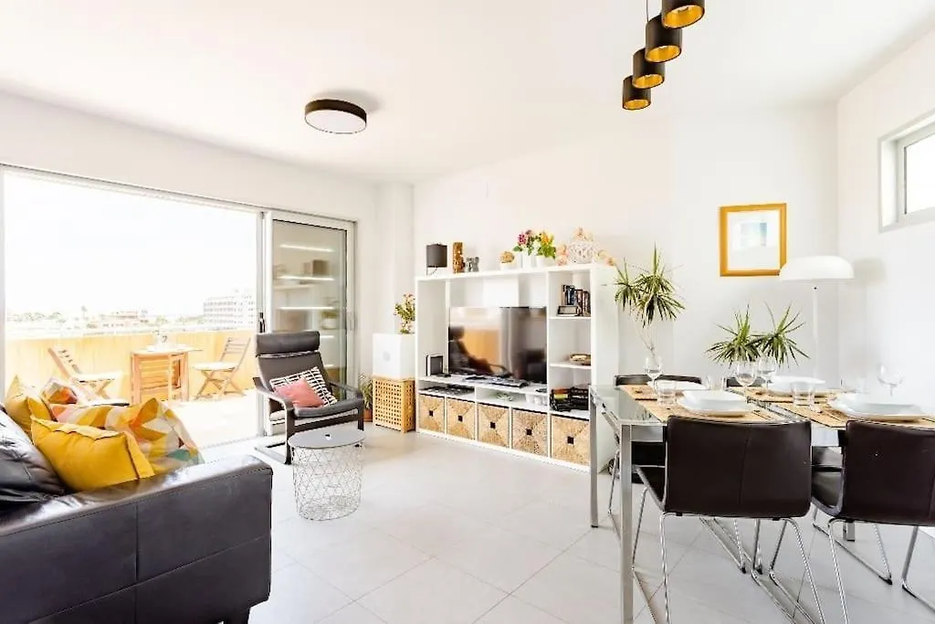 Apartment El Medano Beachfront Triplex Penthouse With Pool, Rooftop, Sea View