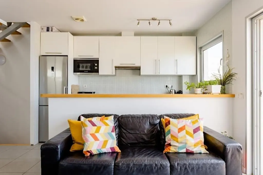 El Medano Beachfront Triplex Penthouse With Pool, Rooftop, Sea View 0*, El Medano (Tenerife)