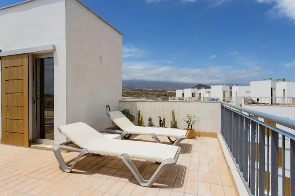 El Medano Beachfront Triplex Penthouse With Pool, Rooftop, Sea View